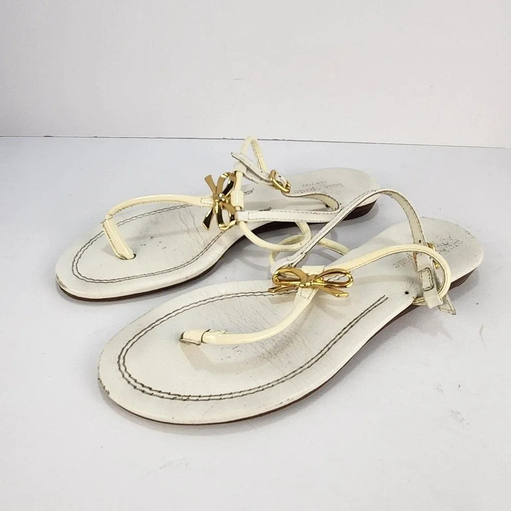 Kate Spade Mistic Women's 8.5M Ivory White Patent Leather Bow Thong Sandals